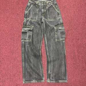 Hot Topic High Rise Black Carpenter Cargo Jeans with Lime Green Stitching